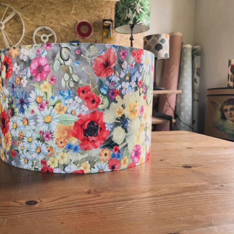 Taller monografico de pantallas de lamparas (tambor) Centroartesano CENTROARTESANO