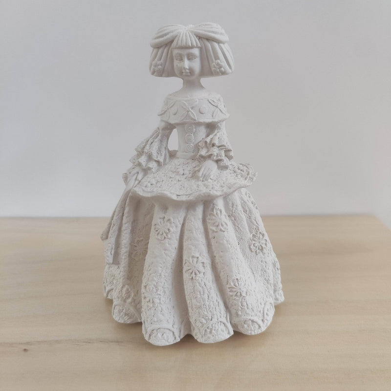 Figura escayola Menina pañuelo izquierda 15cm sr9021 CHOPO CENTROARTESANO