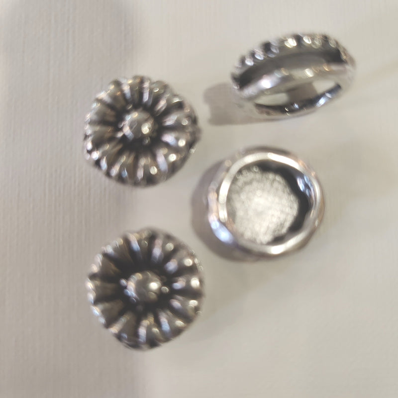 Pasador de 17x5mm sol plata antigua. Zamac N/A CENTROARTESANO