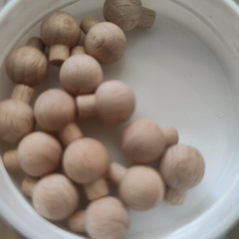 Pomo mini pata bola madera 11mm N/A CENTROARTESANO