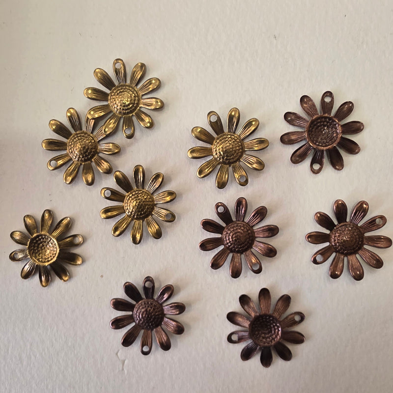 Filigree flower bead with bath