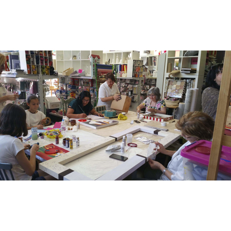 Taller de Manualidades iniciación lunes o viernes 8 horas durante un mes. CENTROARTESANO Oferta CENTROARTESANO