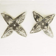 Filigrana flor metalida con baño plata vieja MENONI CENTROARTESANO