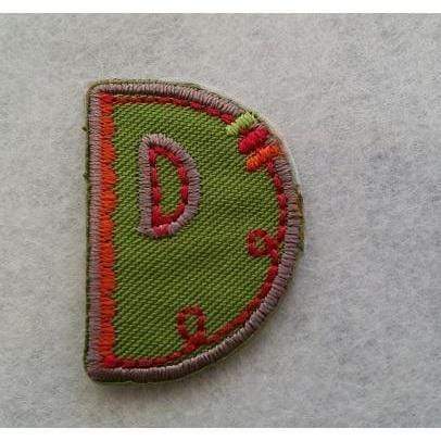 Apliques termoadhesivos letra D N/A CENTROARTESANO