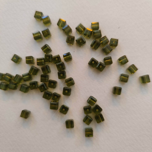 Swarovski CUBO 4mm Olivine SWAROVSKI CENTROARTESANO